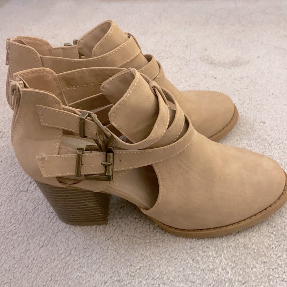 Booties 🤩